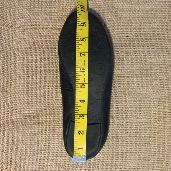 TORY BURCH Minnie Black Leather Ballet Flats Gold Metal Double “T” Size 7 (38) - Picture 12 of 13